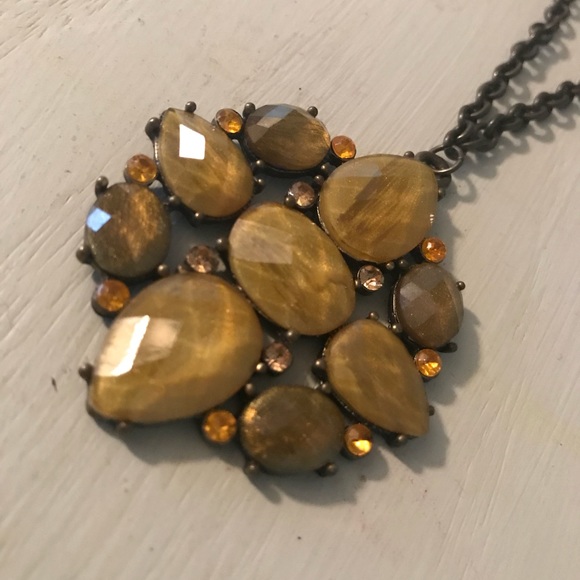 Jewelry - Vintage Pendant Necklace